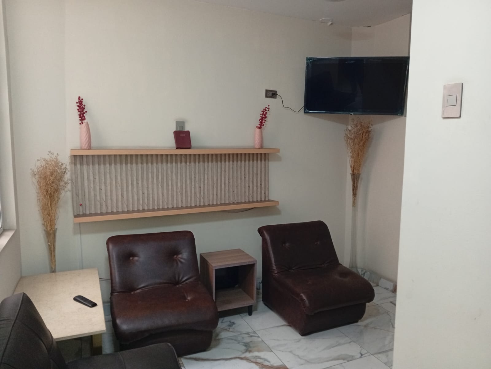 Sala de espera 2 en Consultorio Dental Todo Bien